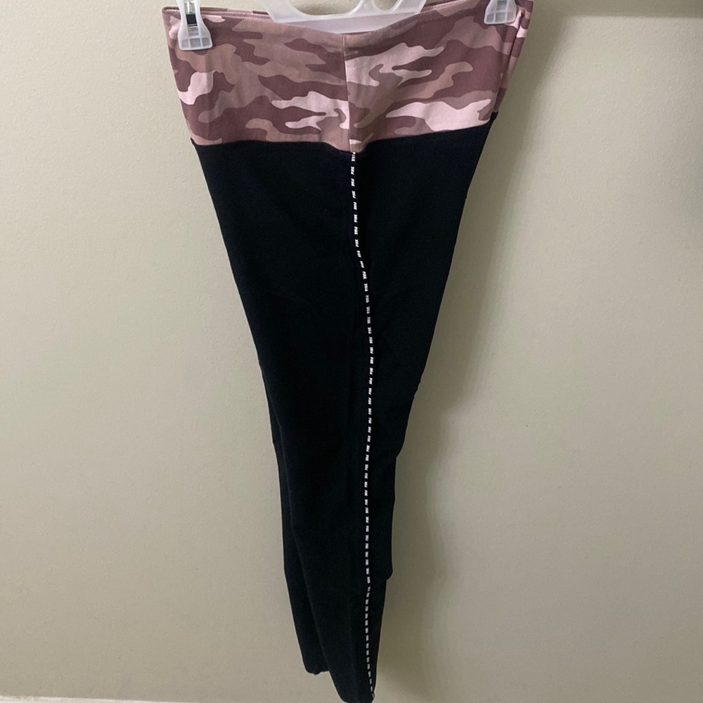 PINK leggings
